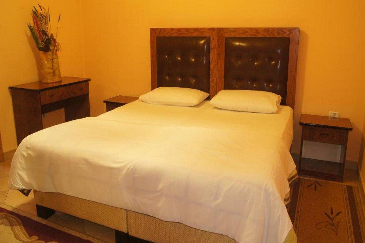 Bristol Hotel טיראנה מראה חיצוני תמונה