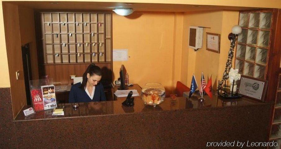 Bristol Hotel טיראנה מראה חיצוני תמונה