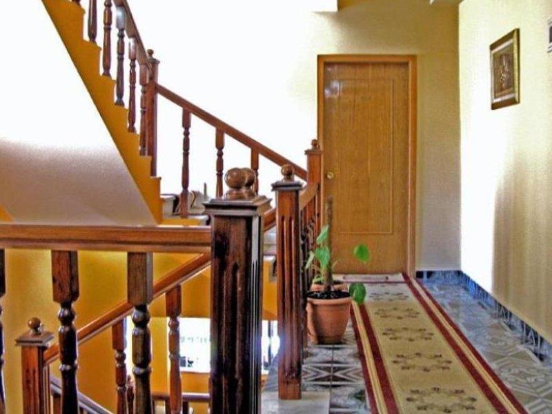Bristol Hotel טיראנה מראה חיצוני תמונה
